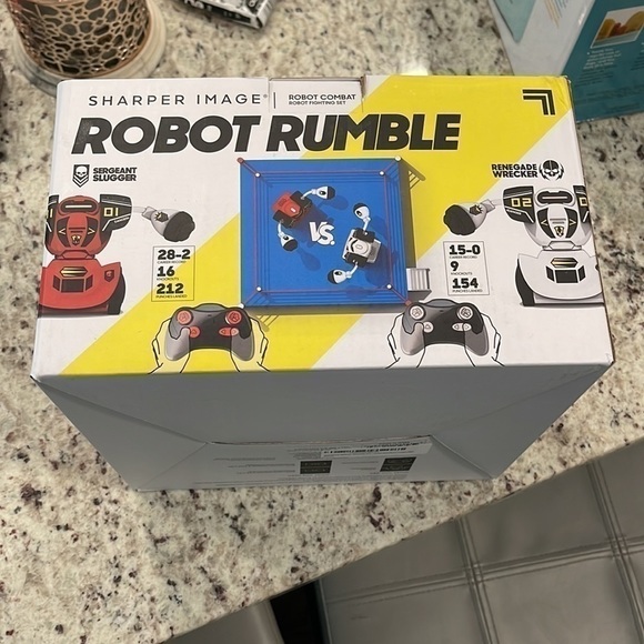 Sharper Image Robot Rumble rare red and white combo battle bots! - Picture 11 of 11